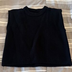 Black Sleeveless Women's Sweater